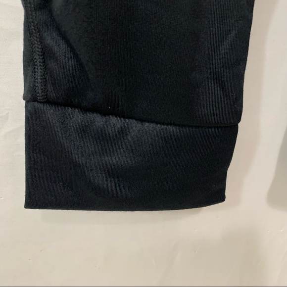 Under Armour Womens UA Tech Capris in Black XS - Picture 5 of 6